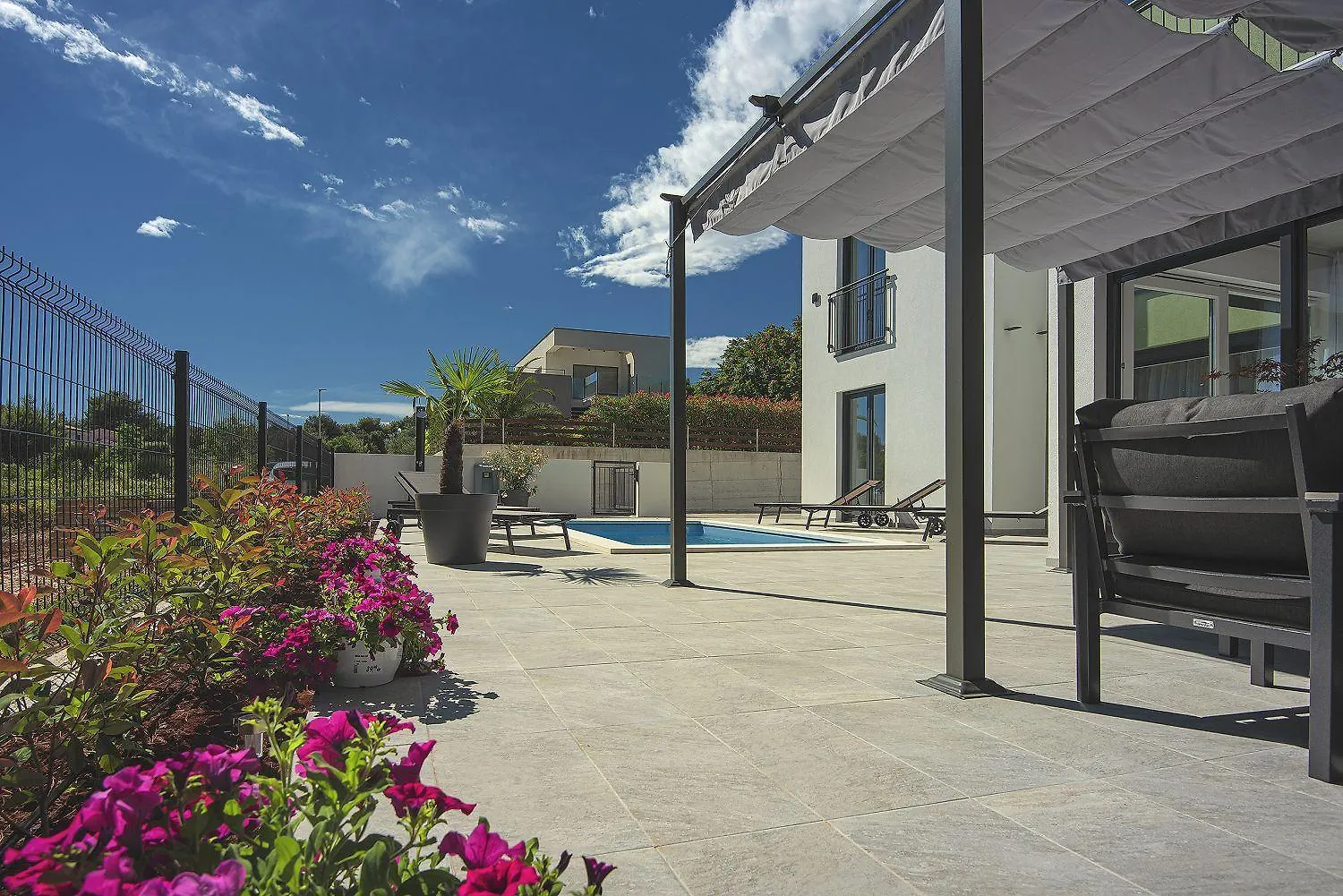 Holiday home Moderne Villa Mit Privatem Pool, Sonnenterrasse Nur 2 Km Vom Strand Medulin