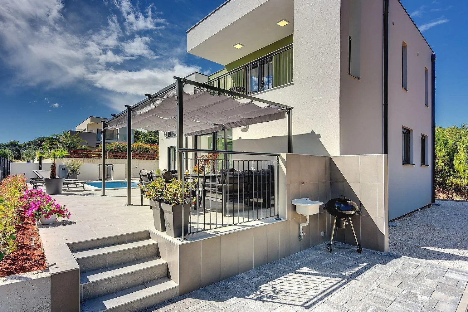 Moderne Villa Mit Privatem Pool, Sonnenterrasse Nur 2 Km Vom Strand Medulin 0*,  Croatia